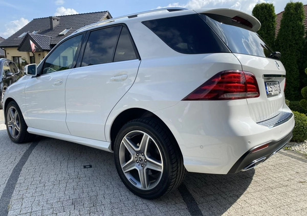 Mercedes-Benz GLE cena 165000 przebieg: 108000, rok produkcji 2017 z Czarna Woda małe 352